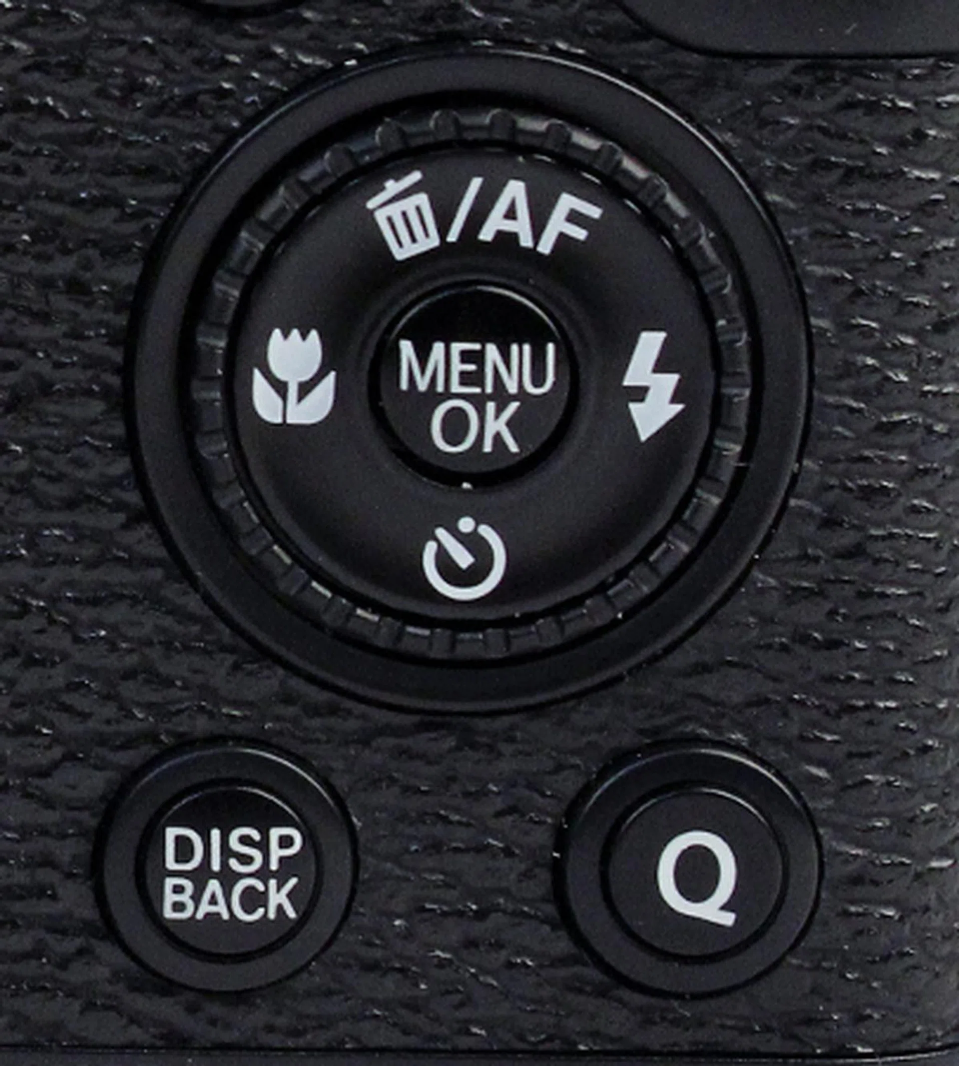 There's the Q button on the rear of the camera which replaces the RAW button found on the X10. This handy button brings up a menu of settings so you won't need to navigate the menu interface.
