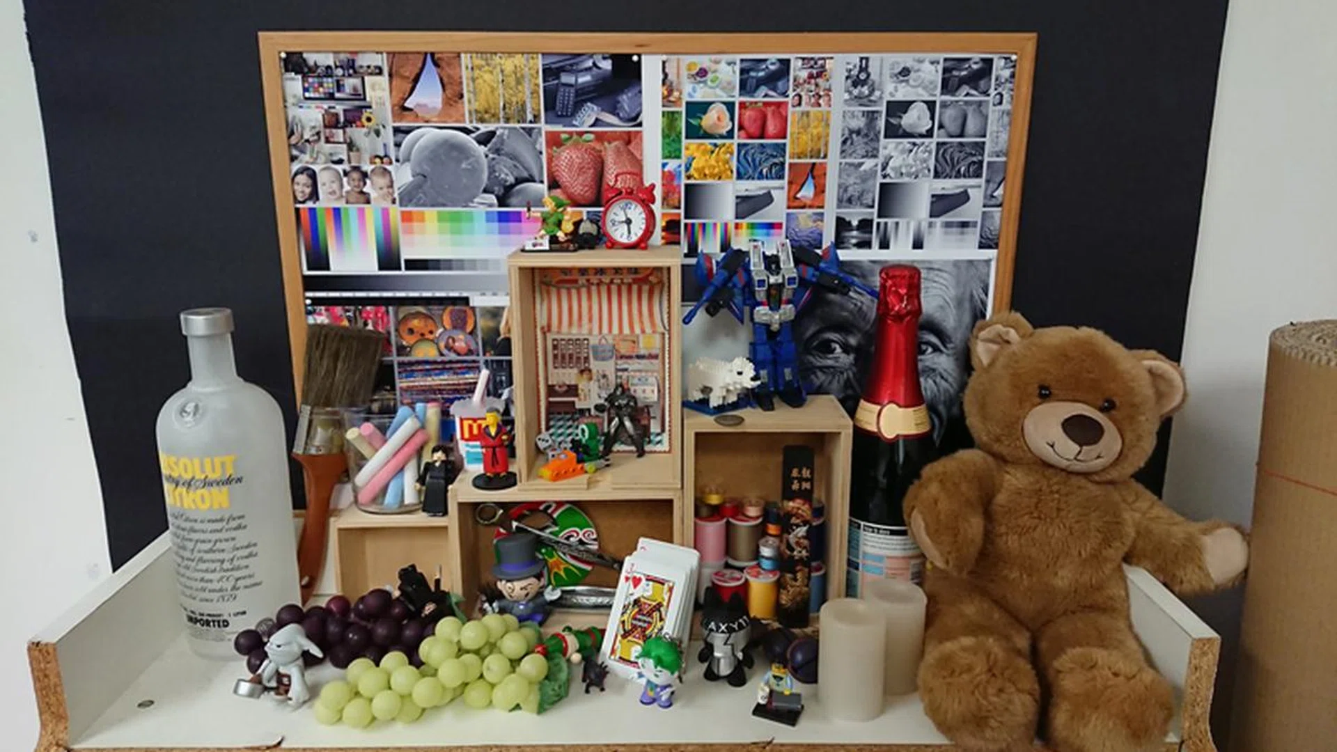 Sony Xperia XZ Premium. Click for full-resolution image.