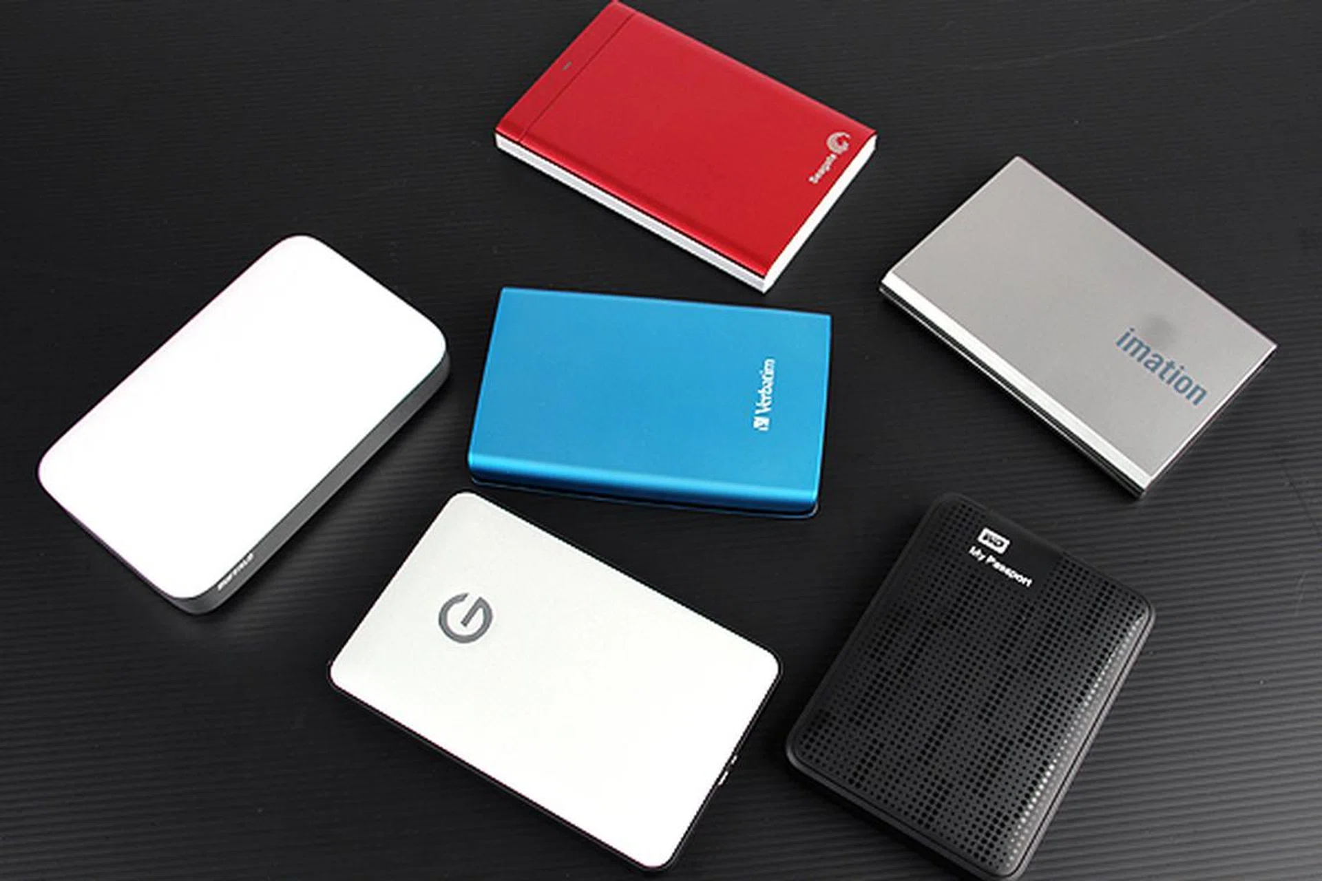 From the biggest names in storage such as Buffalo, Seagate and Western Digital, we have with us today six of the most recent 1TB USB 3.0 portable hard drives in the market for evaluation.