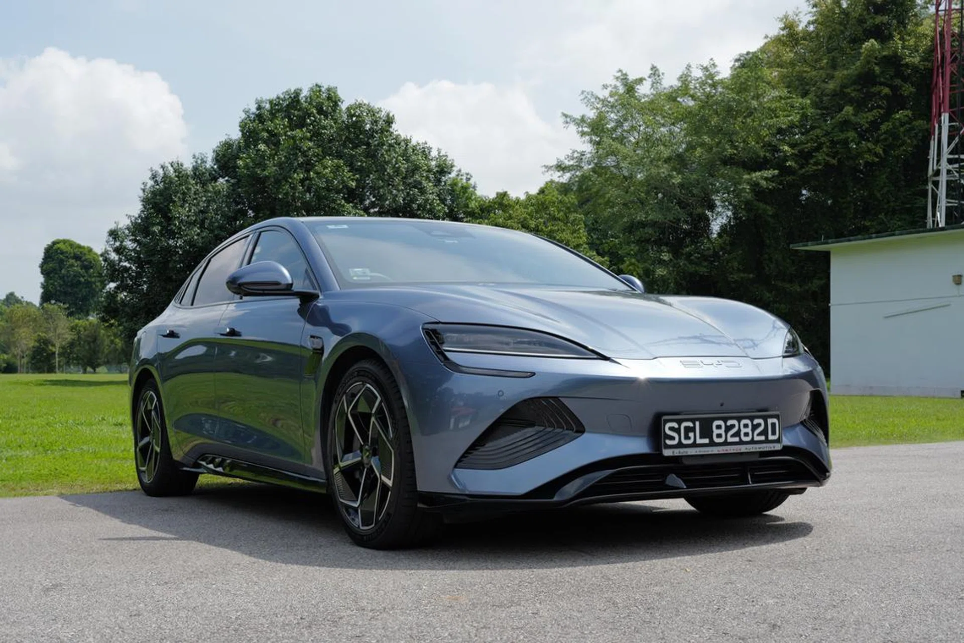 BYD's new Seal electric saloon is available in three variants. The one I tested was the range-topping Performance variant that has over 500hp.