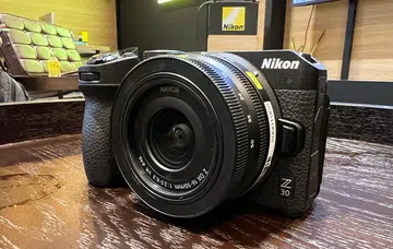 Nikon Z 30.