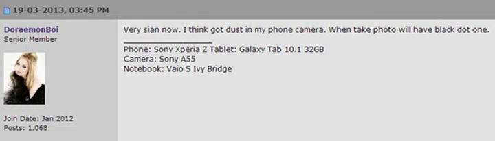 The first reported case of dust particles residing on the camera lens of the Sony Xperia Z.