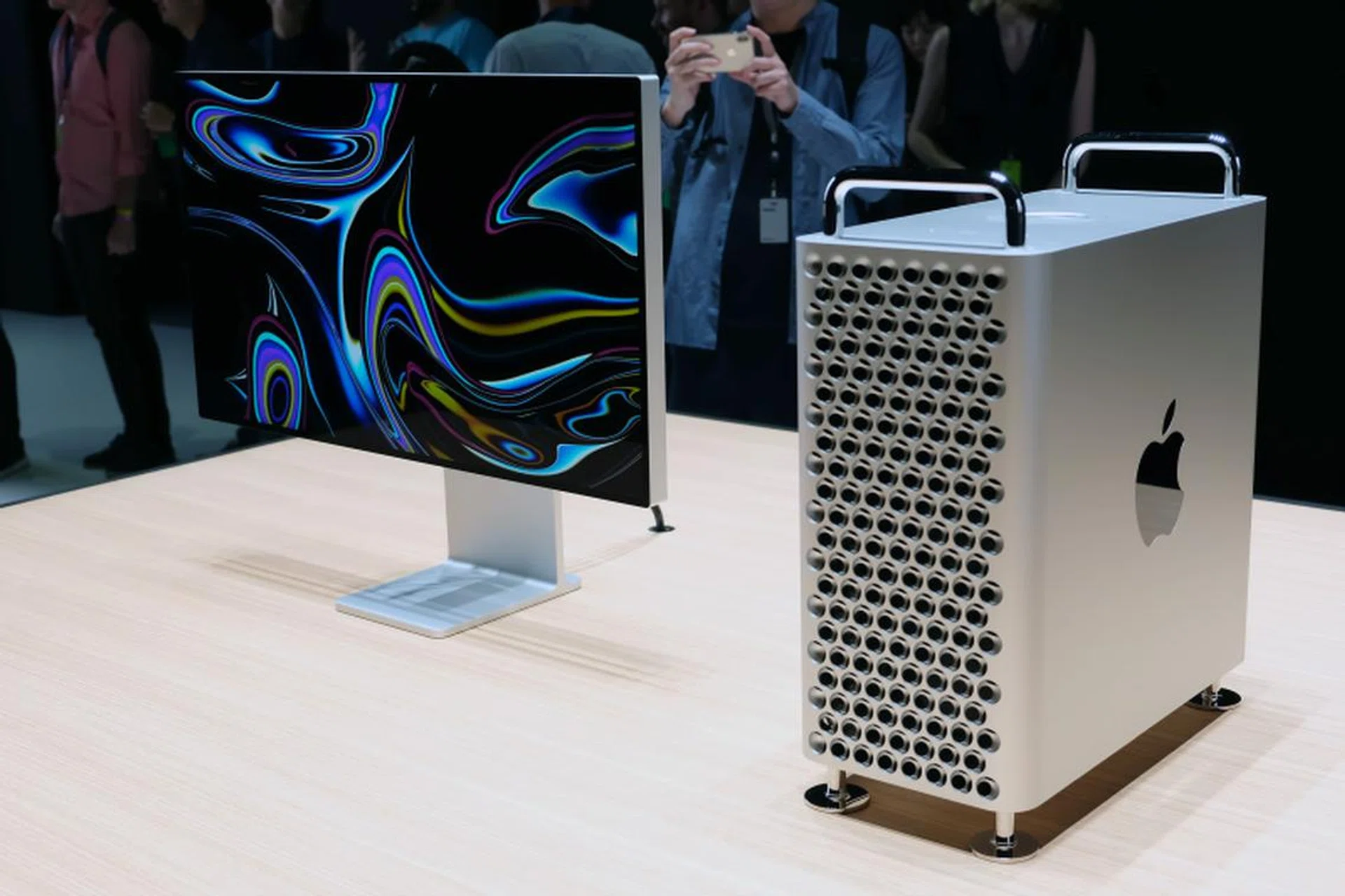 The Apple Mac Pro and Pro Display XDR.