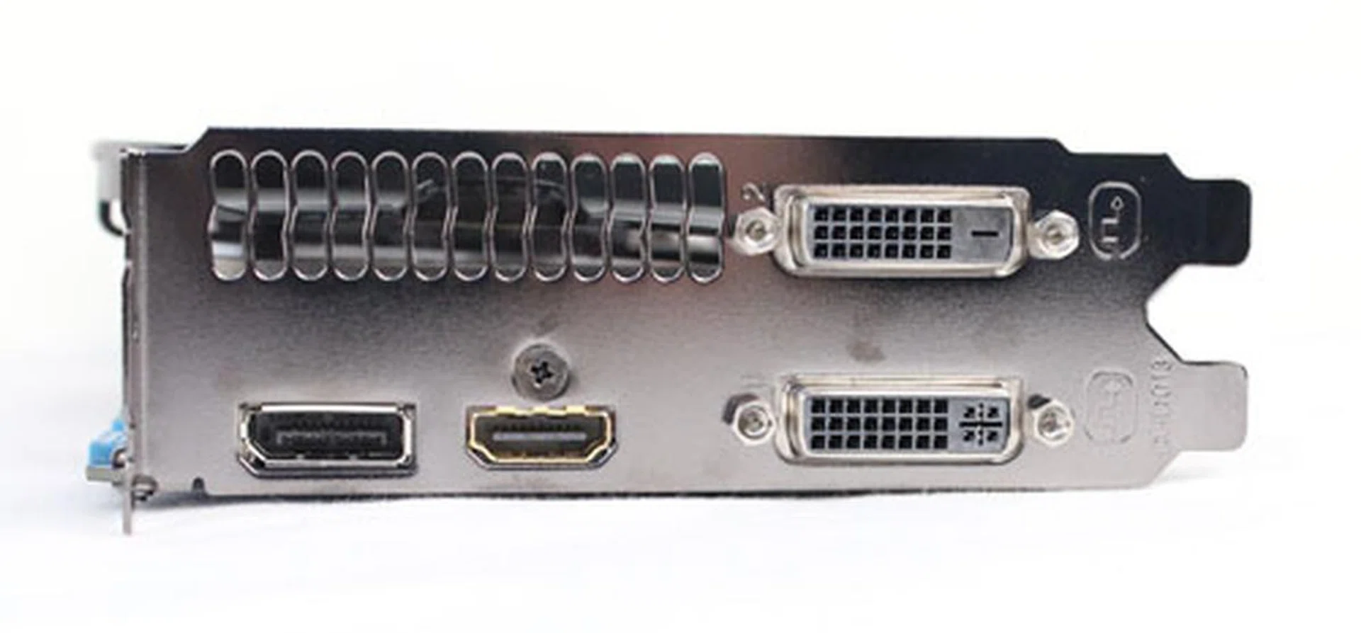 Port layout is the same as reference card with one DVI-I port, one DVI-D port, one HDMI port, and one DisplayPort port. It is powered by two 6-pin PCIe Molex connectors. Dimensions are 257 x 122 x 41mm - slightly more compact than the ASUS card.