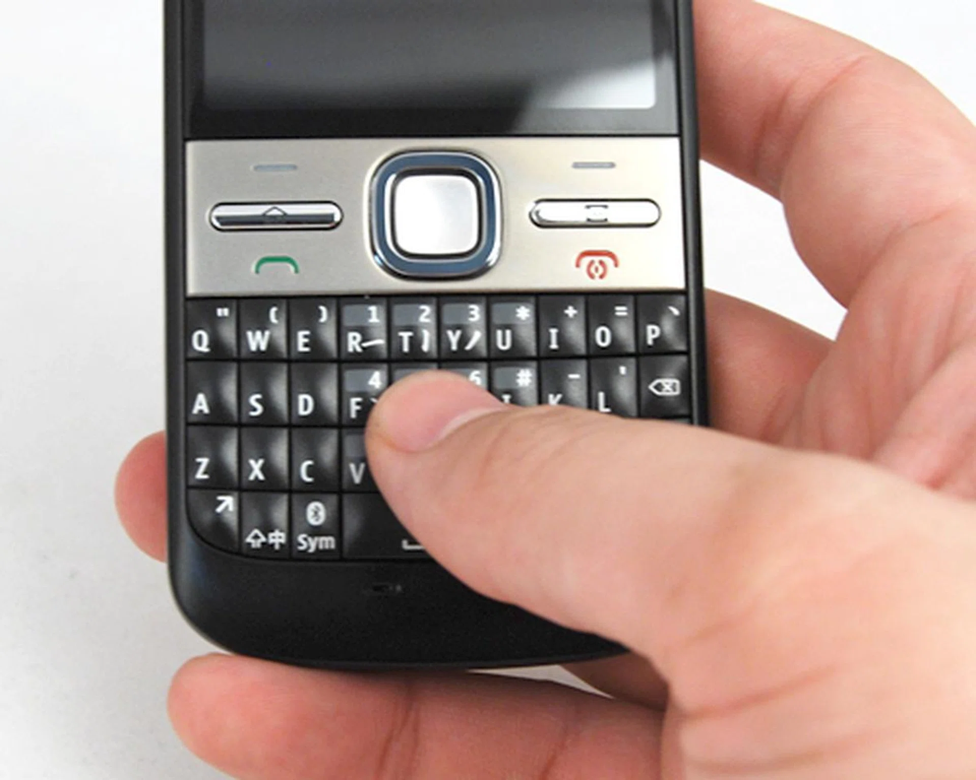 Each key was raised for easy access, but we still found it to be too close for comfort.