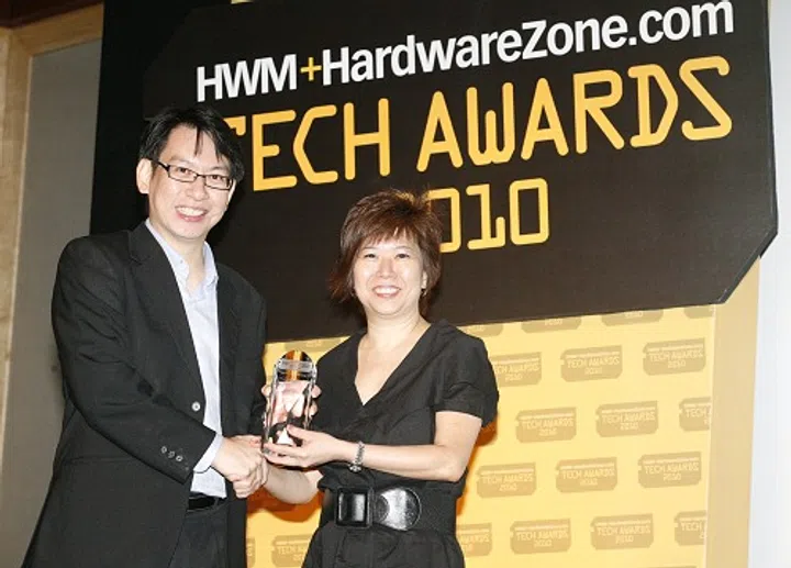 Margaret Koh, WD Director of Sales, Asia South. also has more than one reason to be happy as WD bagged 3 awards from the Editor's Choice category covering the Best 3.5-inch Internal HDD, Best 2.5-inch Portable HDD and Best HD Media Centre.