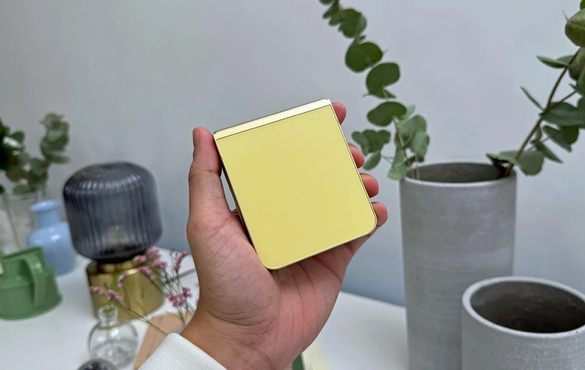 Samsung Galaxy Z Flip6. Photo: HWZ.