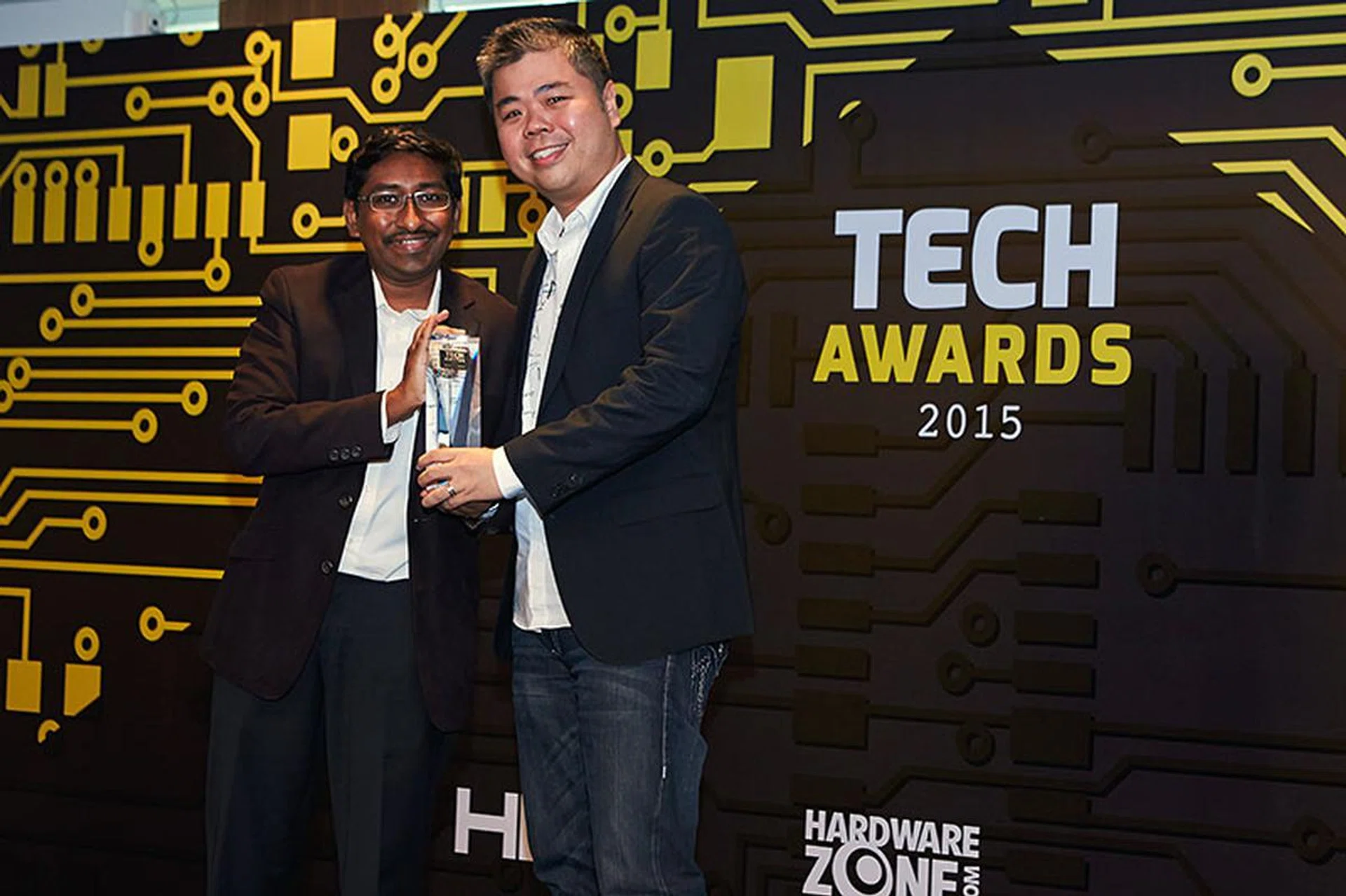 Intel's Core i7-4790K is the winner of our Best Desktop CPU category, and the company is also voted the best CPU brand by our readers. Intel's Edison development platform also garners it an Innovation award. Here's a happy Mr. Jonathan Ong, Area Sales Manager for Intel Singapore & Malaysia, accepting the awards.