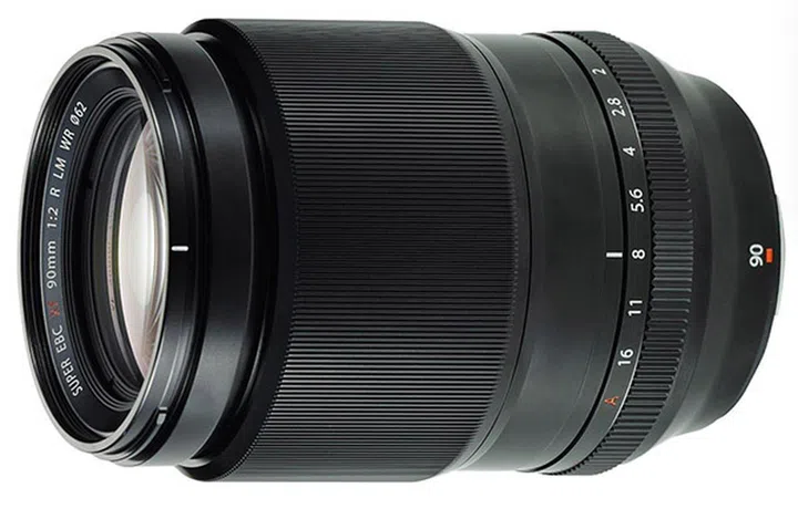 The XF90F2 R LM WR offers a 35mm field of view equivalent to a 137mm lens.