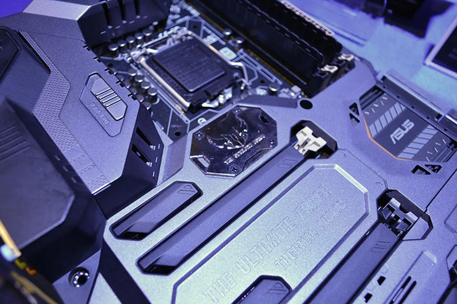 A closer look at the Thermal Armor, complete with dust covers for unused PCIe slots.