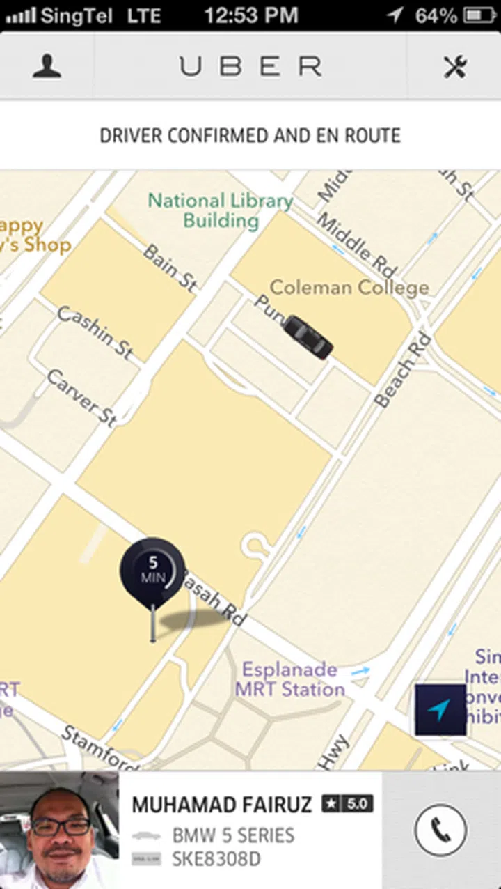 Once you've requested a driver and your pickup point is confirmed, the app shows you, in real-time, the location of your driver and your estimated waiting time.