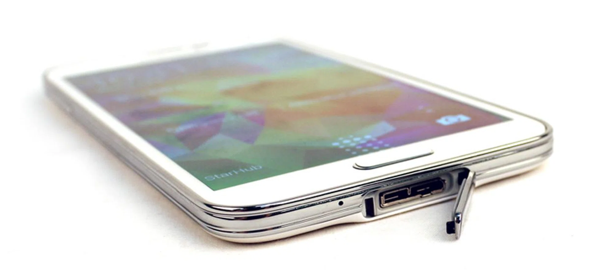 Like the Sony Xperia Z2, the micro-USB port now has a sealed cover to protect it from water.