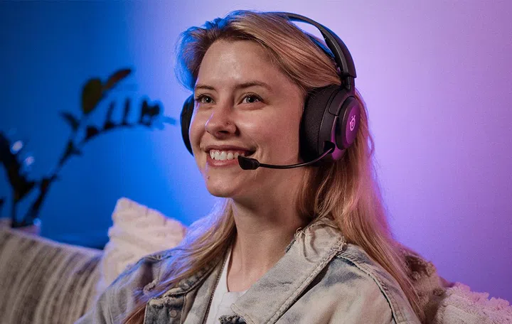 The face veteran gamers make when you watch your teammates feed for the 10th time after telling them not walk in blindly. While wearing the Arctis Nova 5 Wireless. Image: SteelSeries.