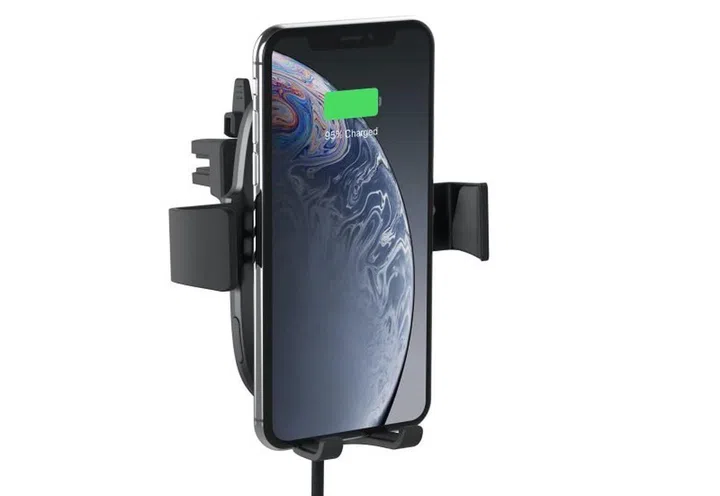The Belkin Boost Charge Wireless Car Charger + Vent Mount 10W.