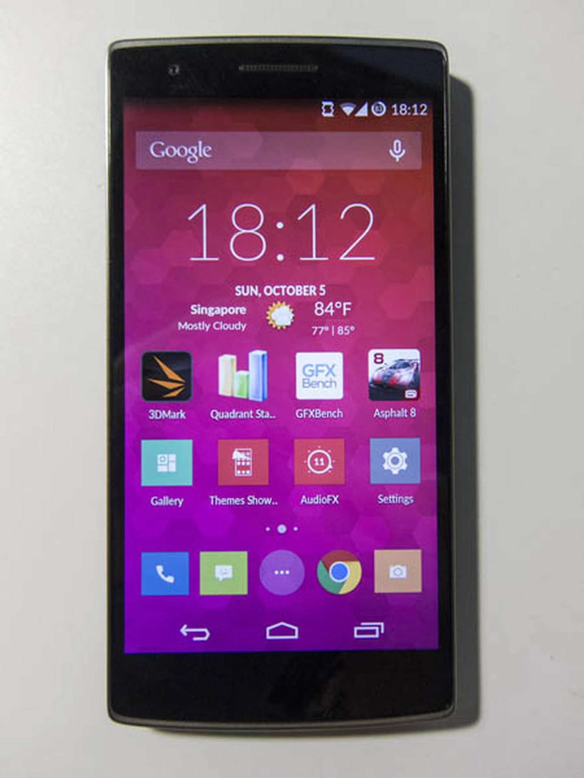 Doesn't it bear an uncanny resemblance to the Oppo Find 7A? It even has a similar sized screen at 5.5 inches across.