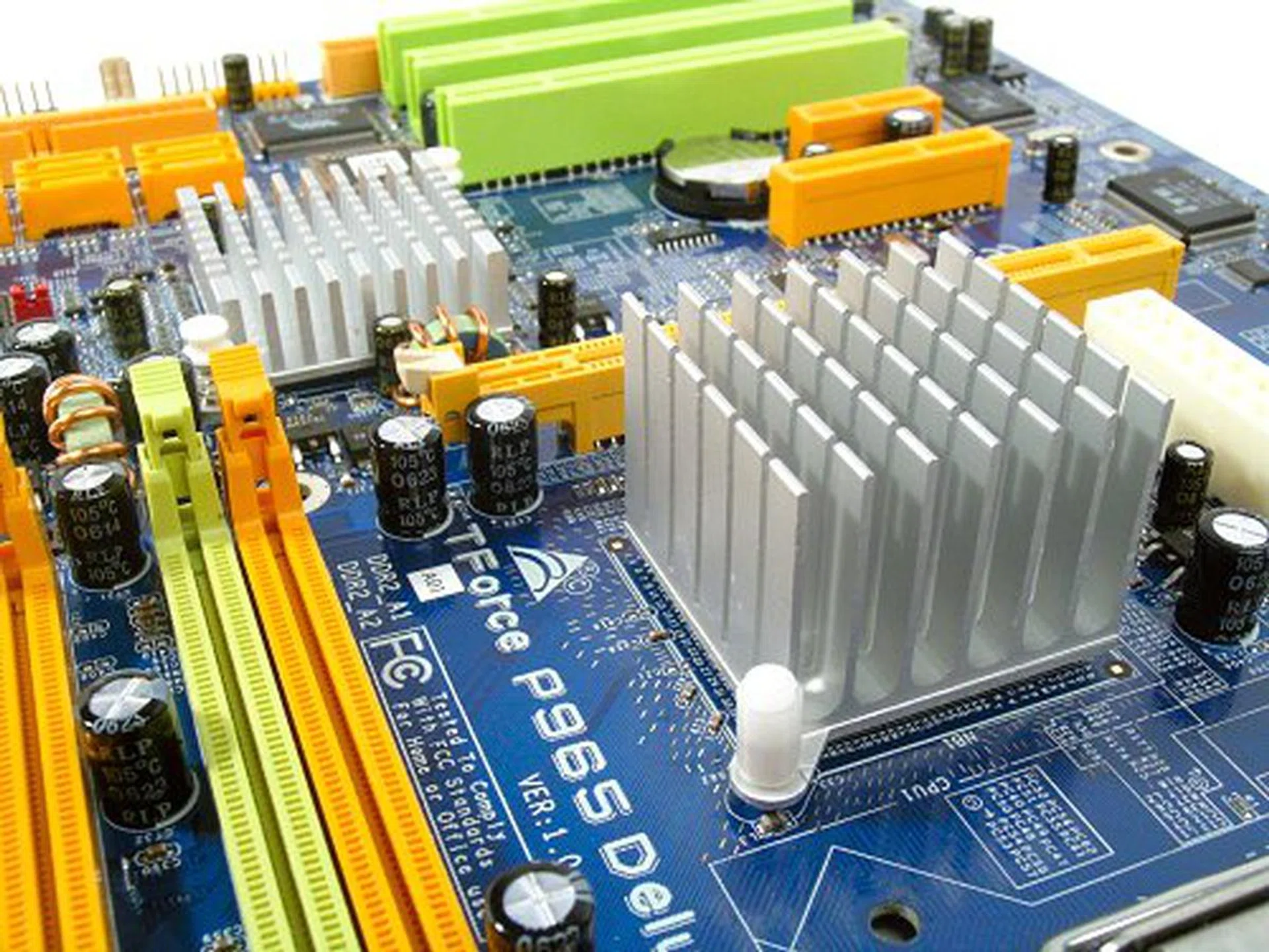 Biostar TForce P965 Deluxe (Intel P965) | HardwareZone Singapore