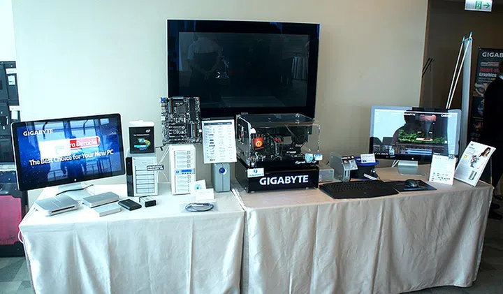 This demo illustrates the obvious performance benefits of Thunderbolt. And with more devices supporting Thunderbolt on the way, it is definitely with investing in an Thunderbolt-enabled motherboard for the future.