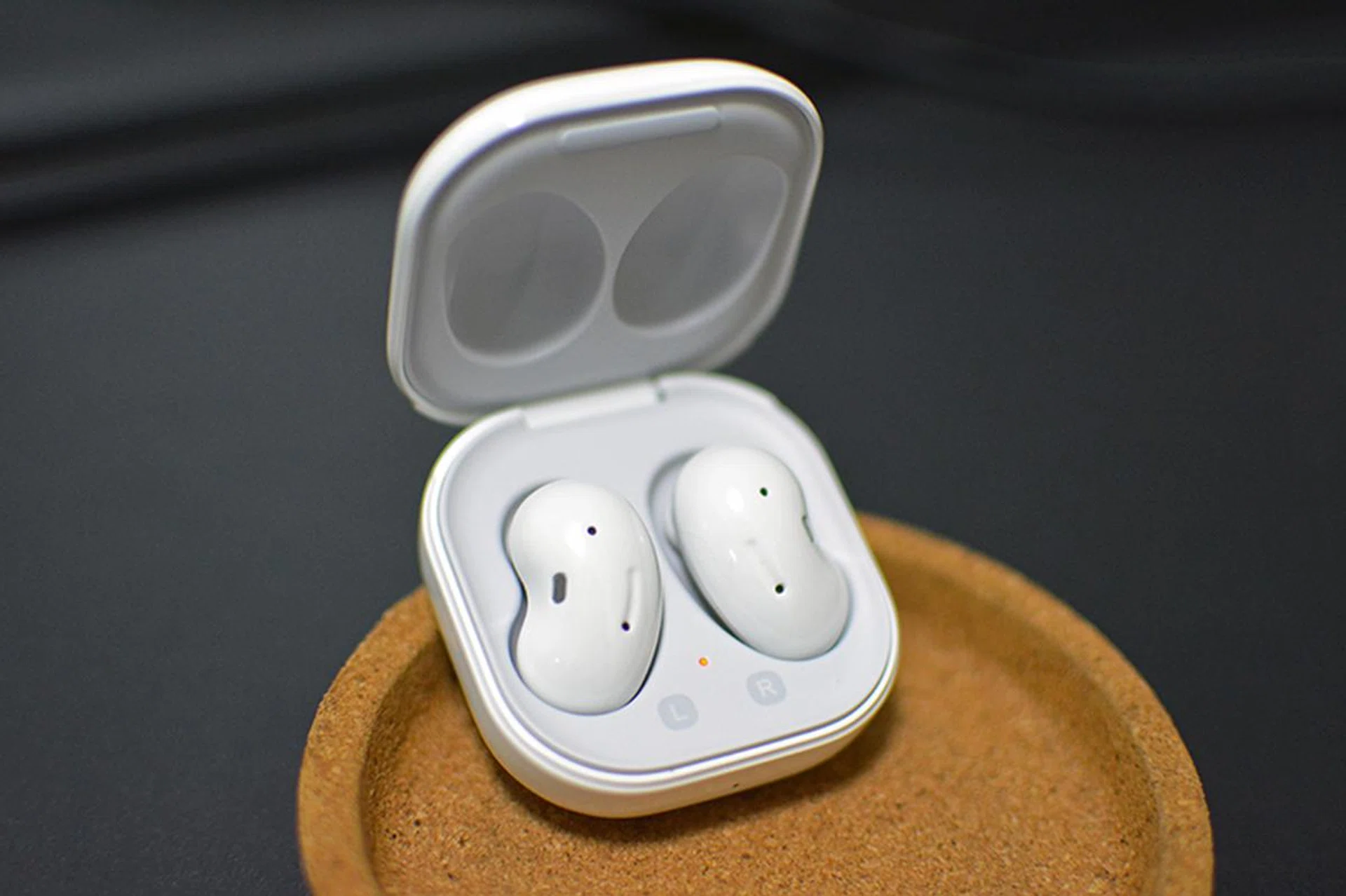 It's bean nice knowing you, Galaxy Buds Live. 