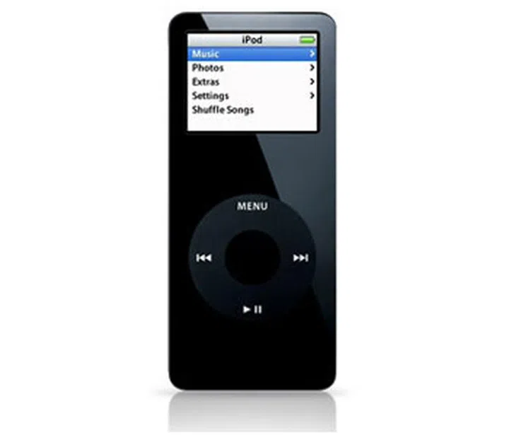 For those of you who have forgotten, this is what the first generation iPod Nano looked like. (Source: ipodhistory.com)