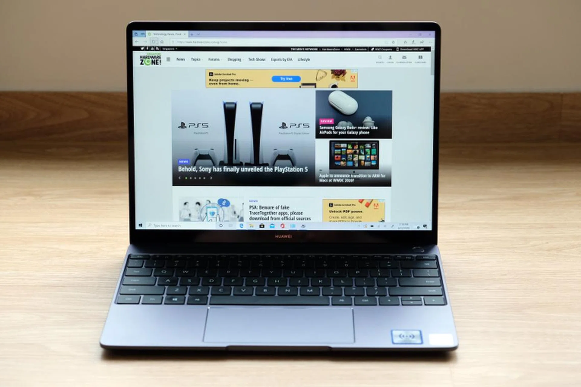 This is the Huawei MateBook 13. And yes, it looks like a MacBook Pro.