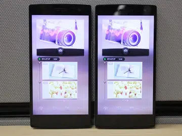 The Oppo Find 7 series consists of the Find 7 and Find 7A. Can you tell which is which in this photo?