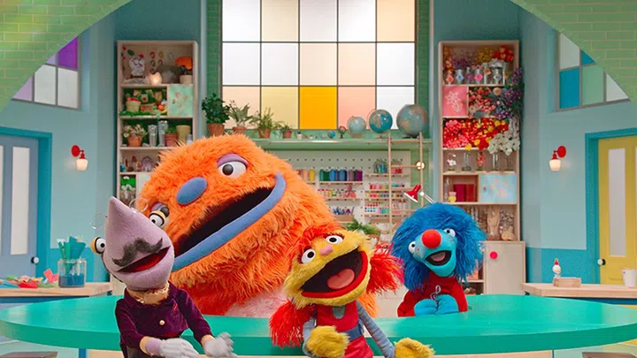 Kids will learn coding and problem-sovling kids with the Helpsters.