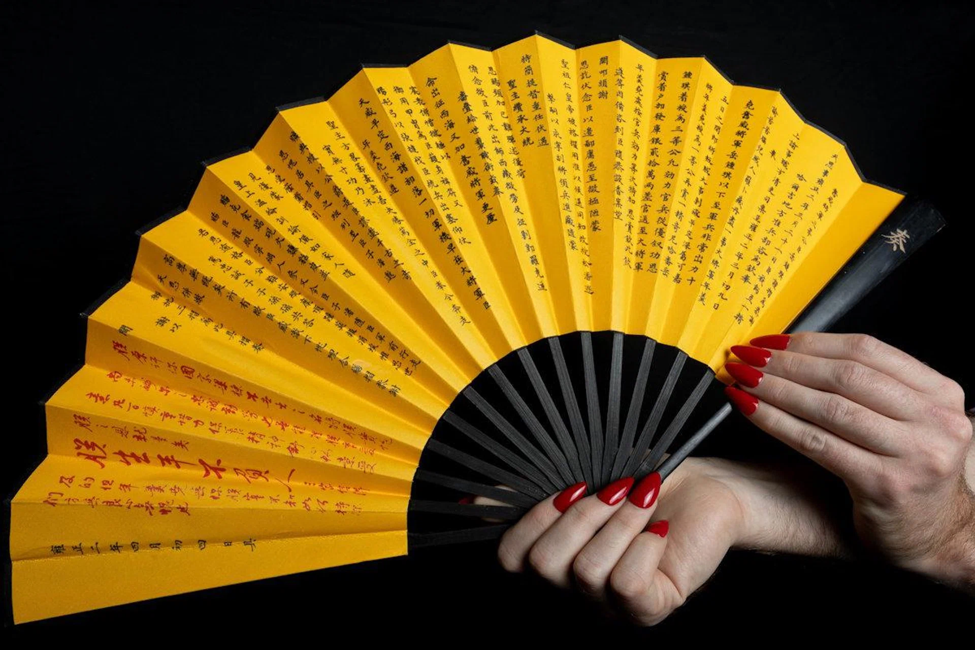 Best personal cooling devices to help you beat the heat | HardwareZone ...