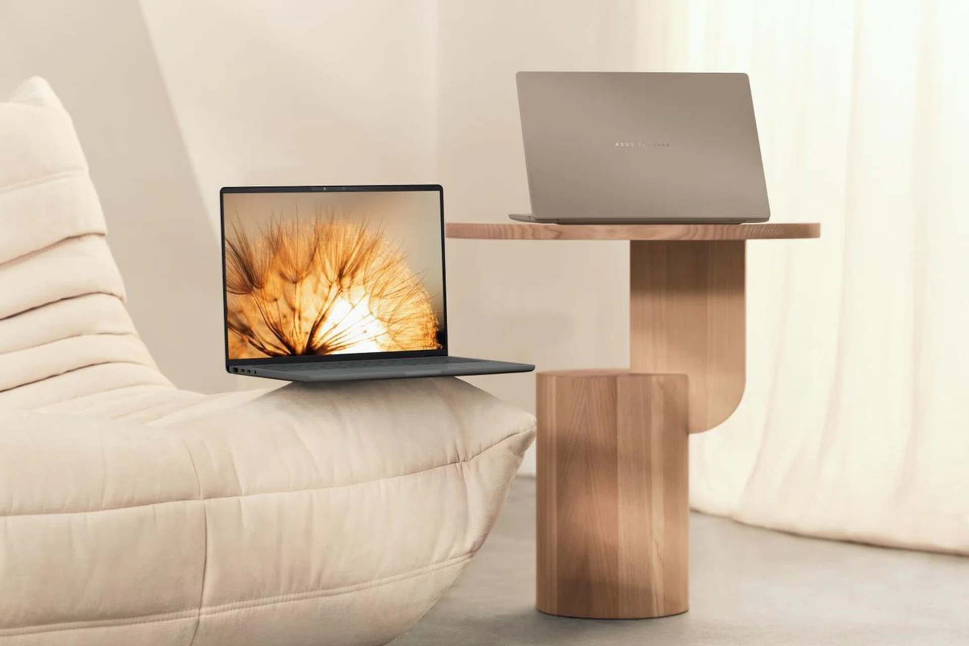 With its sleek ergonomic design, the ASUS Zenbook A14 is both durable and lightweight, with a long-lasting multi-day battery. PHOTO: ASUS