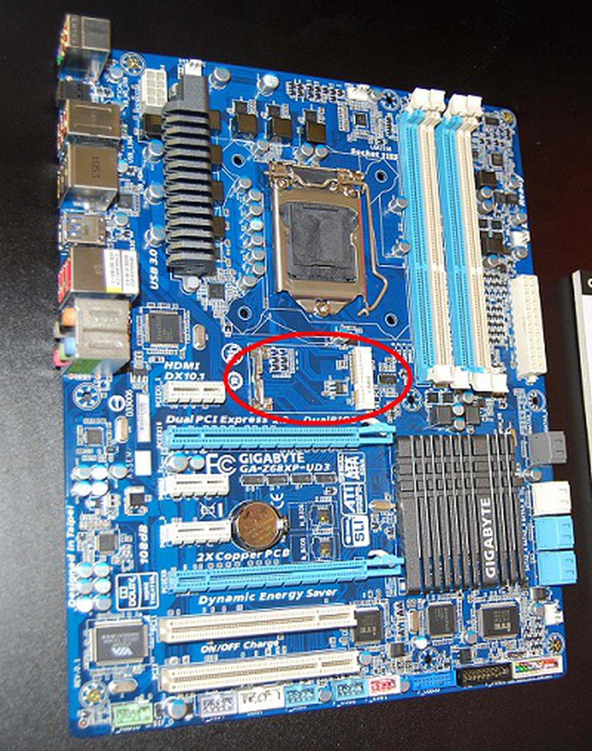 Having seen what an Intel Z68 based motherboard can do, Gigabyte went one step ahead to integrate the Intel mSATA 20GB SLC SSD 311 module on the motherboard. This mean Intel Smart Response Technology works out of the box, but that also means this is going to be an expensive board. Other features are pretty much the standard Gigabyte fare on this GA-Z68-UD3-iSSD mobo.