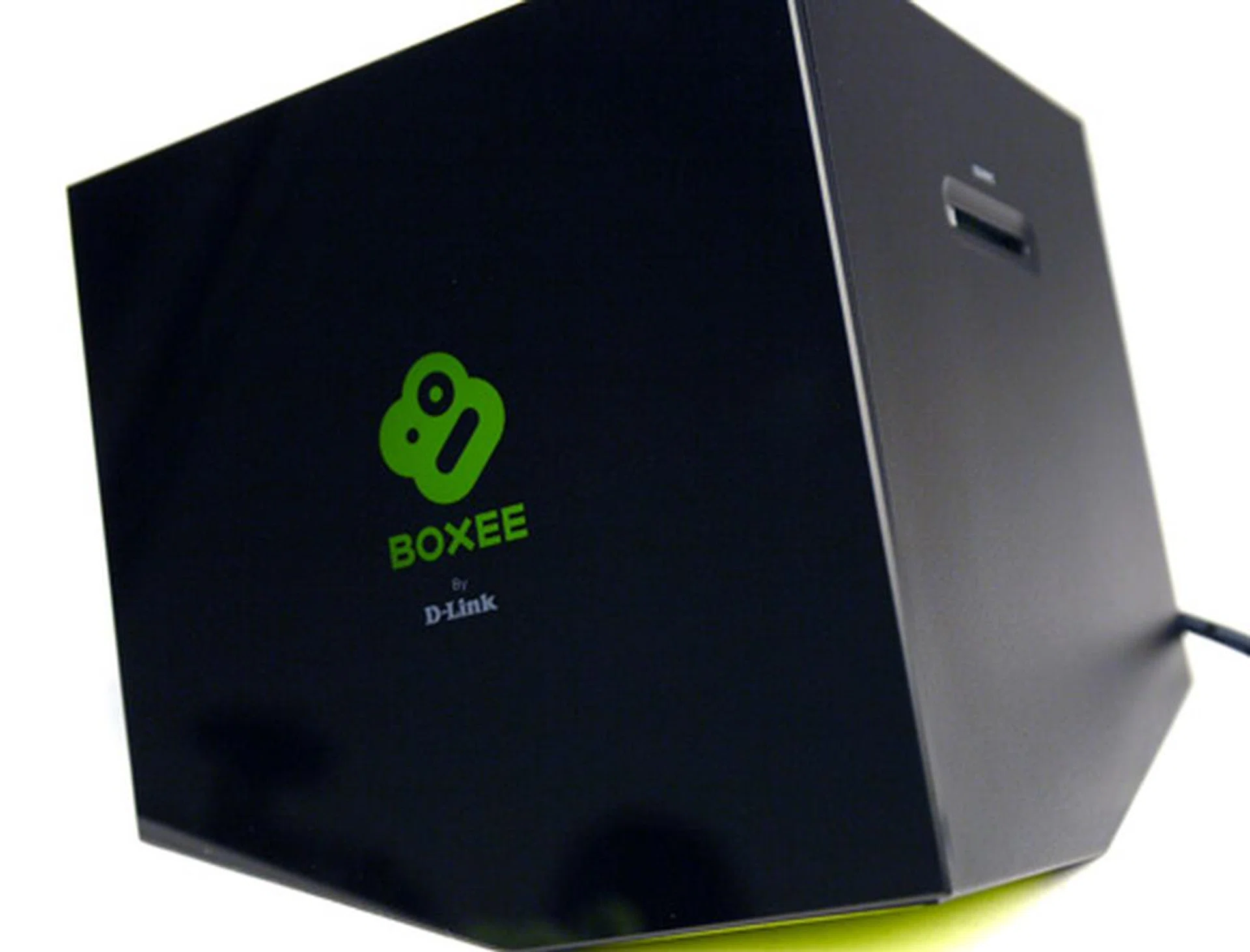 D-Link's media cube might require an acquired taste to appreciate its peculiar design, but it's hard to say no to the pretty green Boxee logo which comes on like a specter when the unit is powered on. Like it or not, this thing will sit pretty on your AV deck.