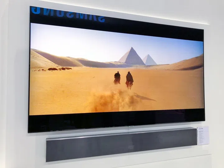 The NW700 Sound+’s design is ideal for mounting on the wall.