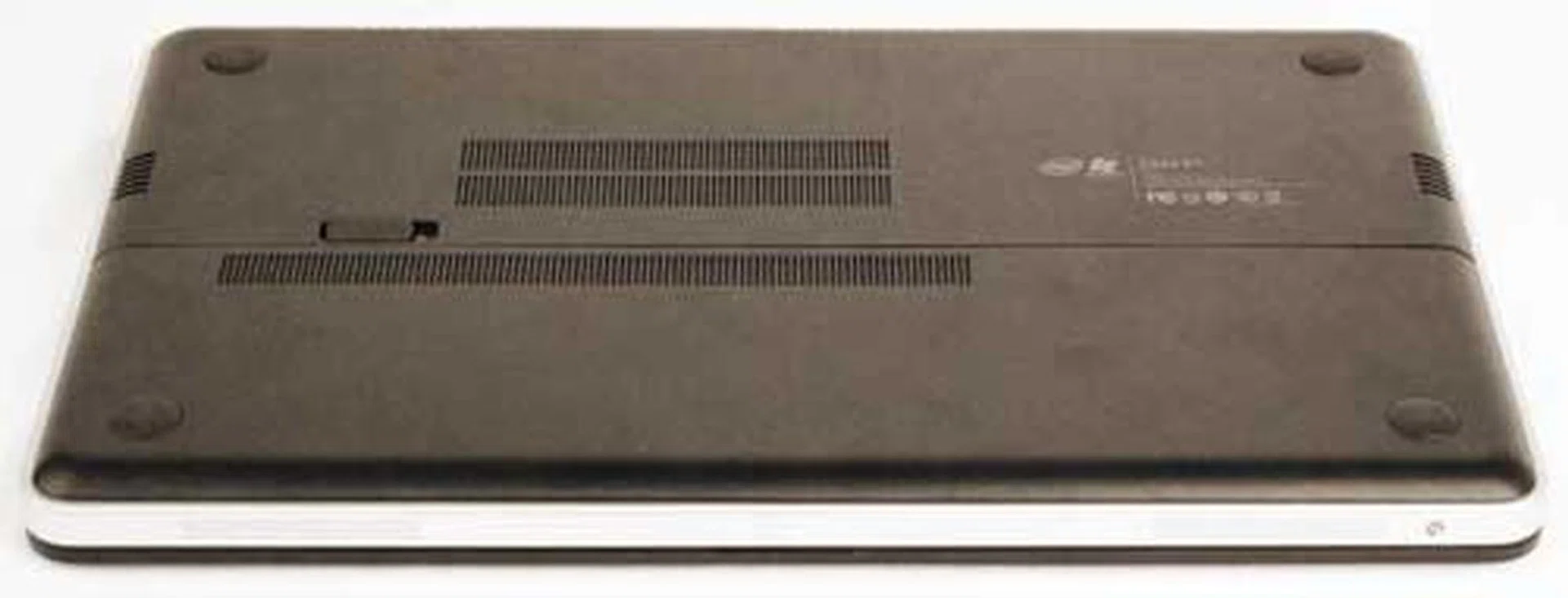 The bottom of the lid is made of aluminum as well, making it easy to dissipate heat.