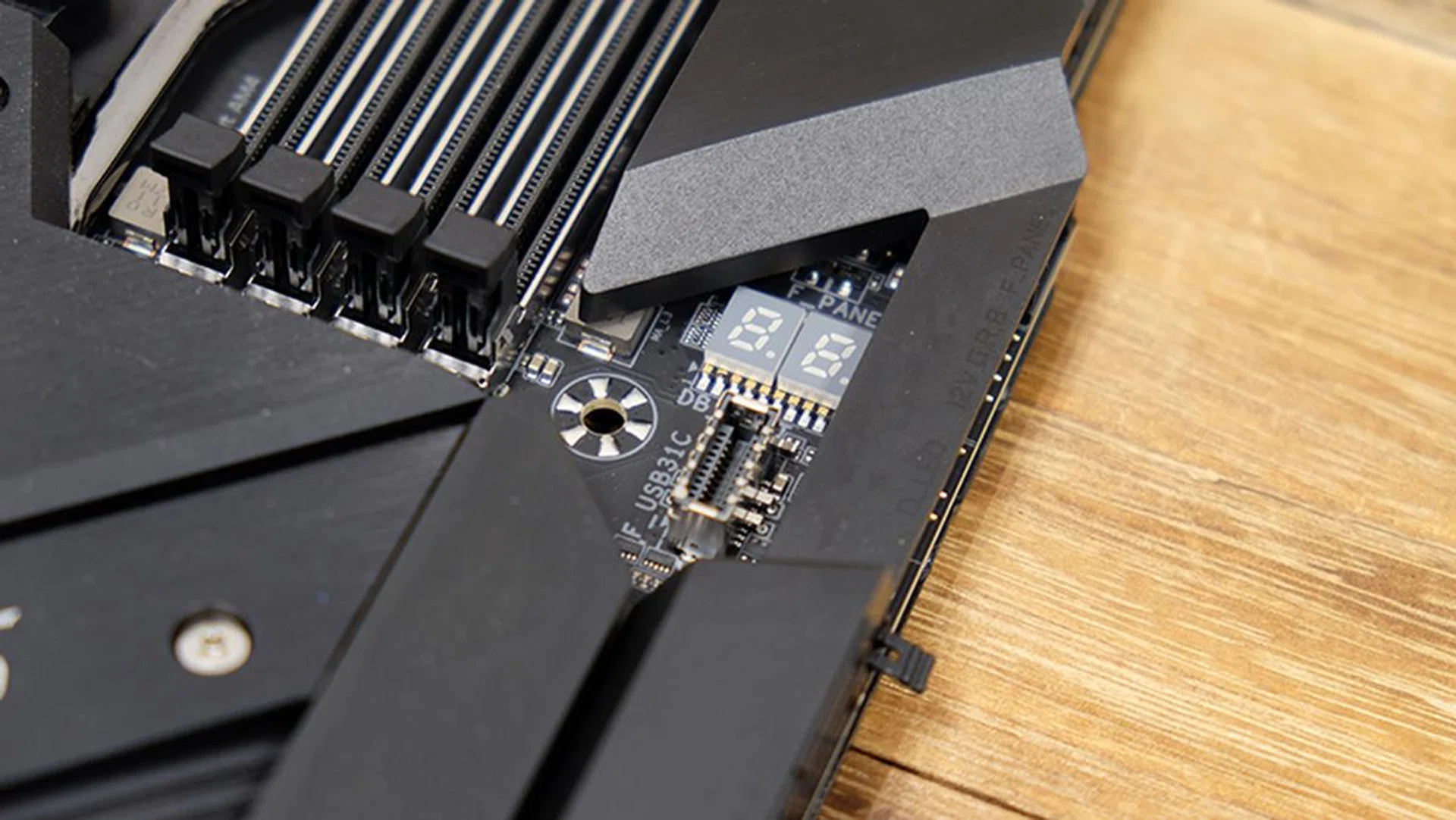 Gigabyte X570 Aorus Xtreme