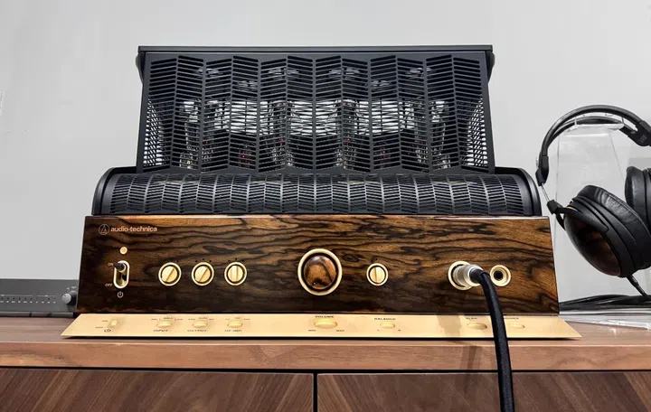 Behold, the Audio-Technica Narukami headphone amplifier.