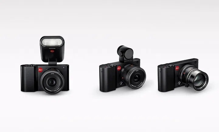 L to R: Leica SF 26 flash, Electronic viewfinder, M-Adapter T