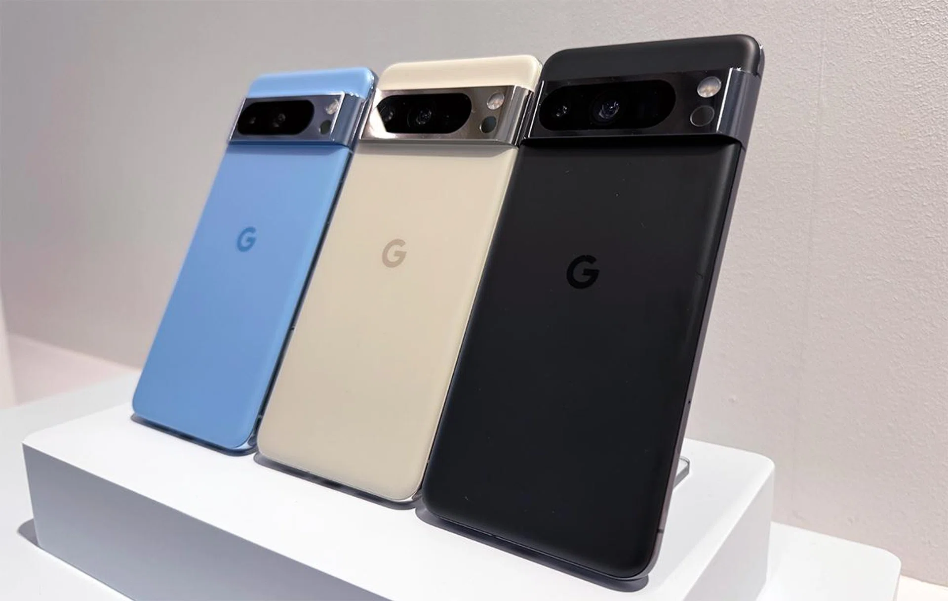 Google Pixel 8 Pro in Bay, Porcelain, and Obsidian (left to right).