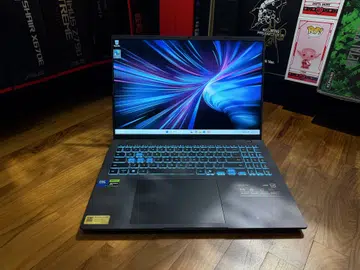 ASUS V16