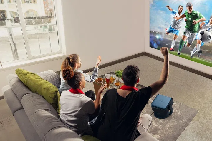 Feel the excitement of live sports with a big-screen experience at home. High brightness and vivid colours bring every moment to life. Photo: Epson
