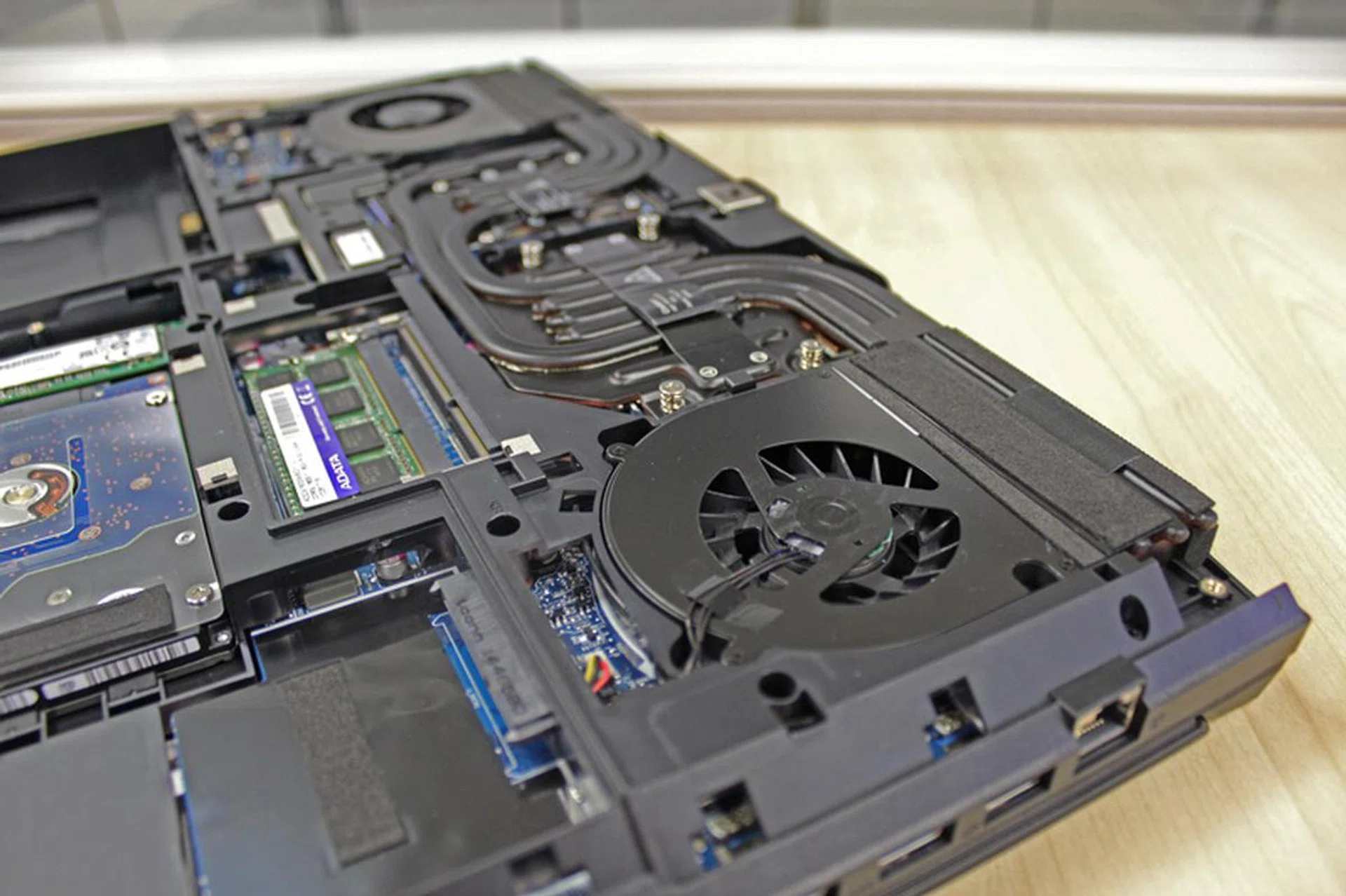 The Aftershock W-15 remains cool, even when overclocked.