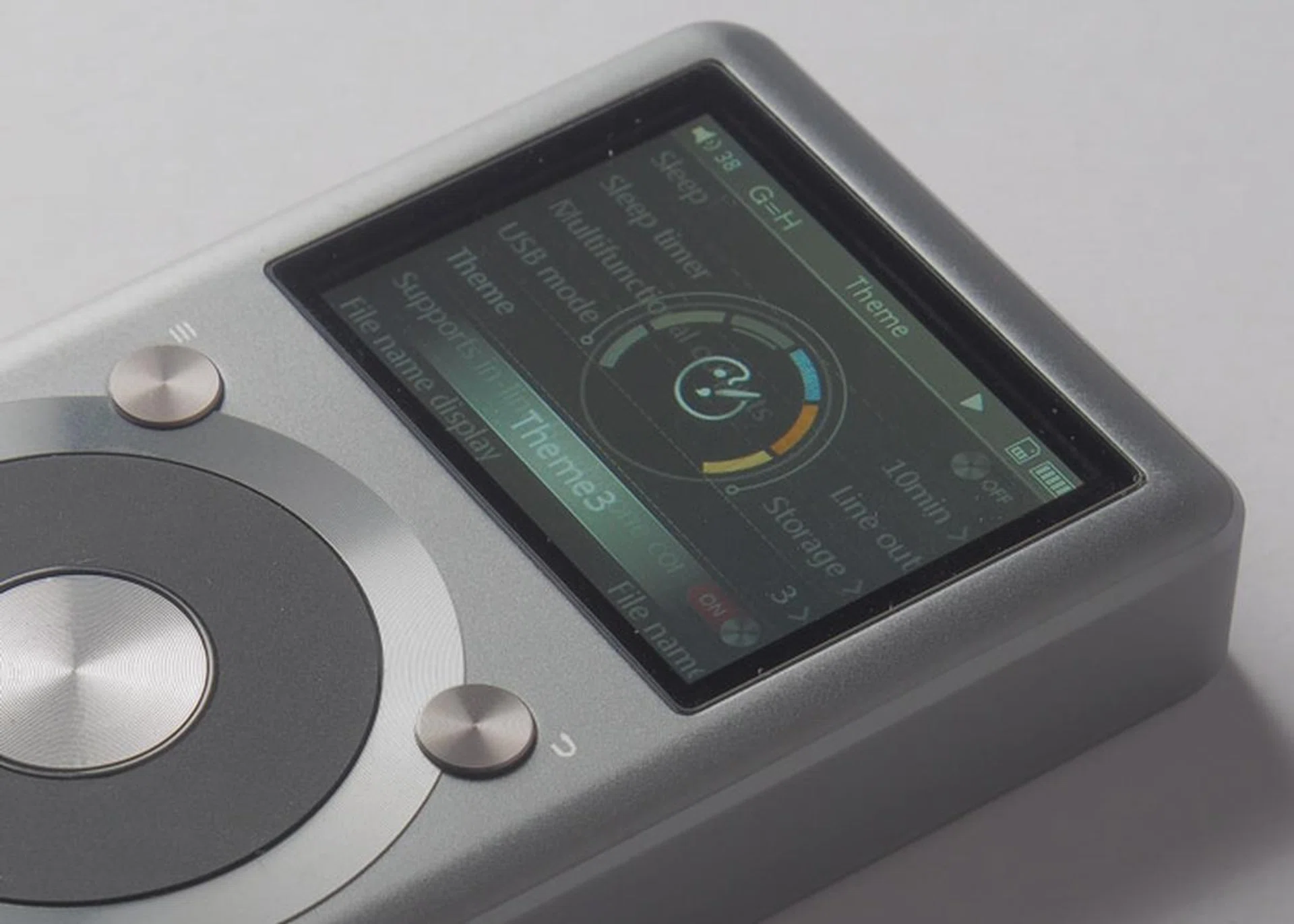 You now have a choice of six themes for the user interface.