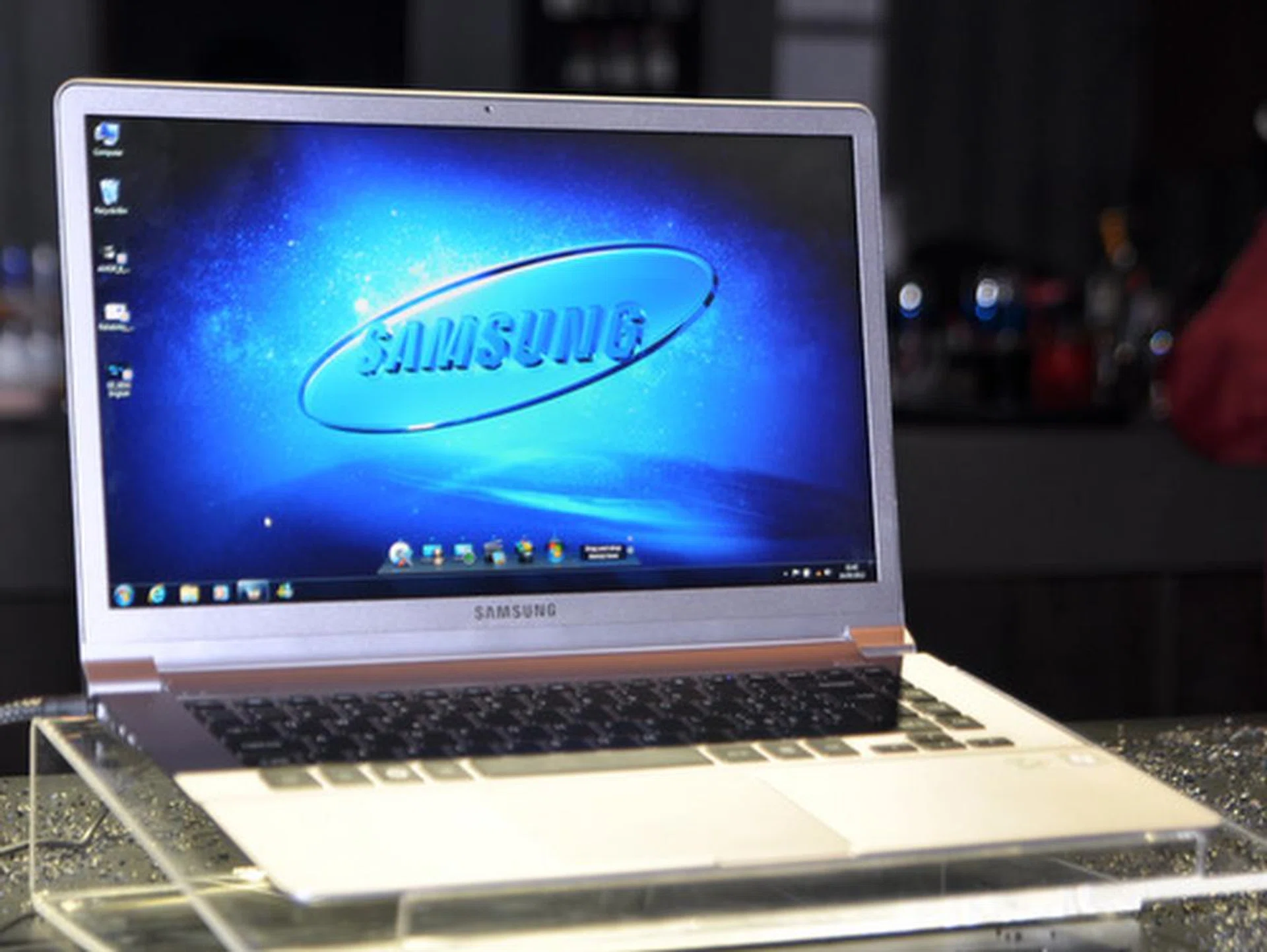 The silver magnesium build 15-inch Series 9 is at risk of being labelled a Macbook Air clone, but that doesn't make it any less desirable in our opinion.