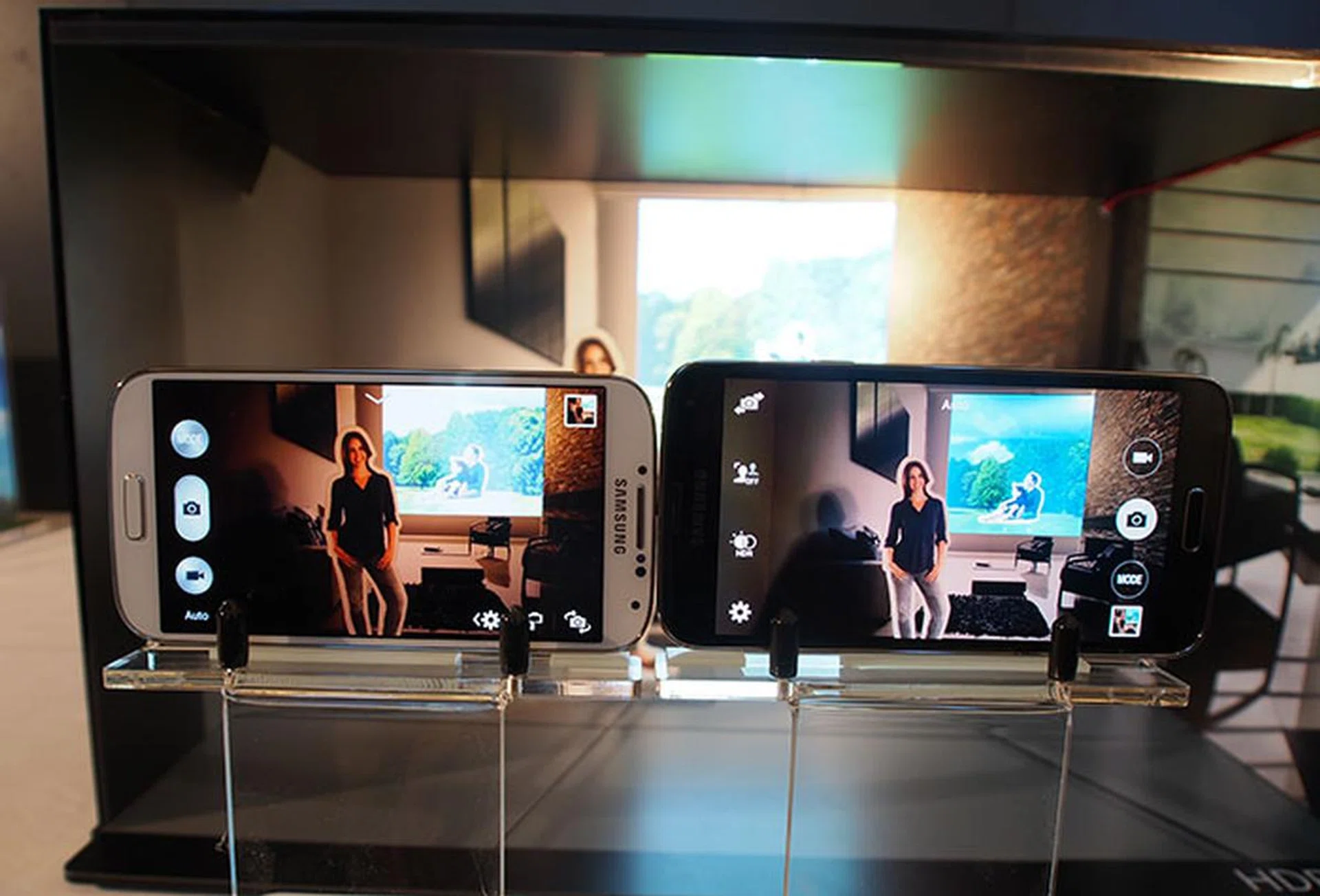 Real-time HDR mode (on the right) allows for more detailed shadows without blowing out highlights.