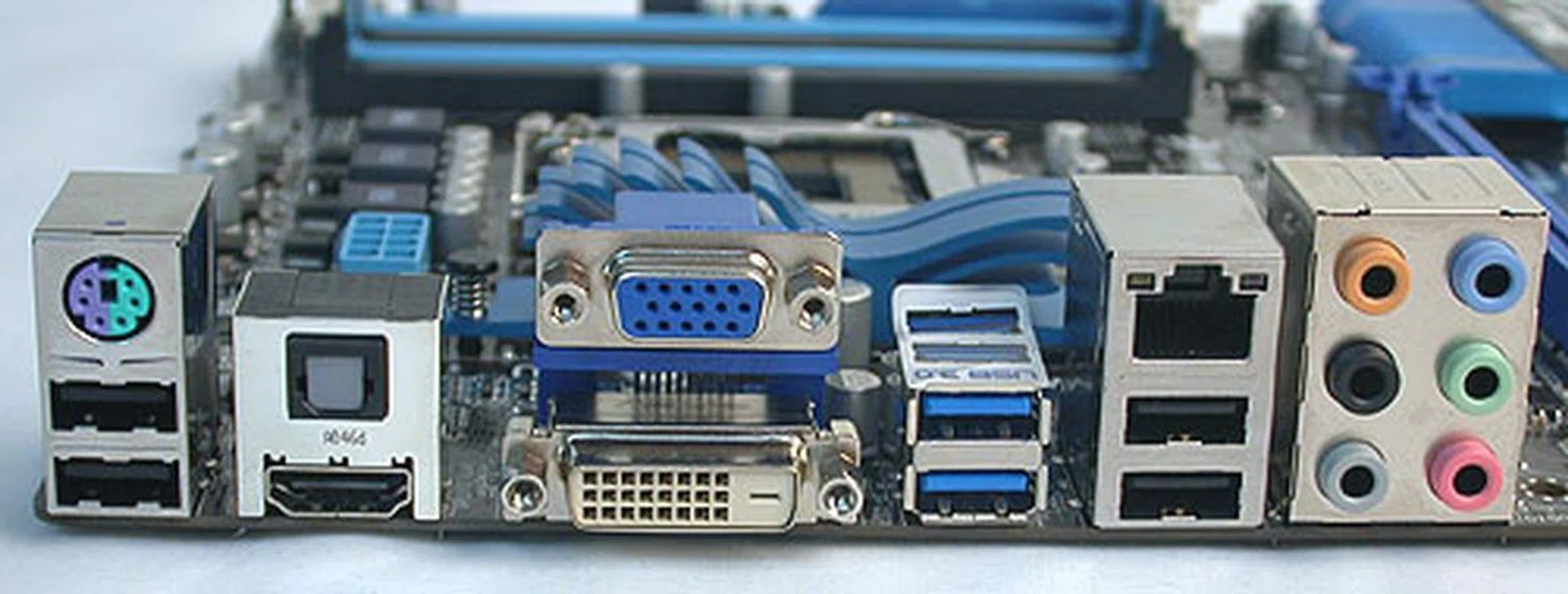 A common trio of video outputs from the H67 chipset is accompanied by four USB 2.0 ports and two USB 3.0 ports (blue). There's also an optical S/PDIF and a PS/2 combo for either a keyboard or a mouse.