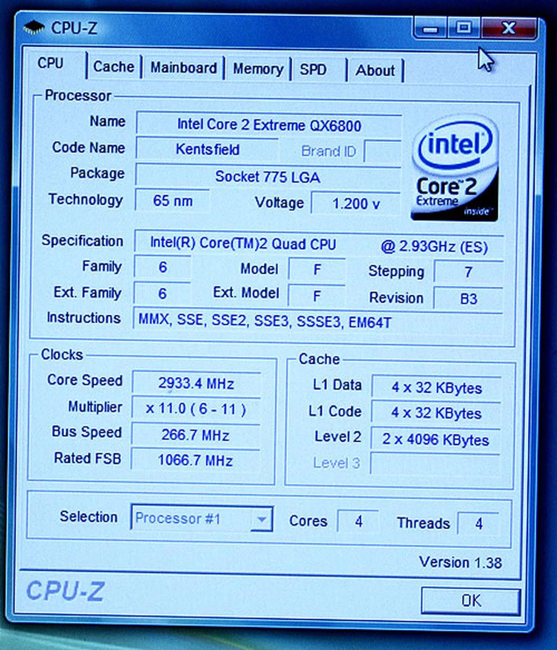 CPU-Z screenshot of Kentsfield (Intel Core 2 Extreme Processor QX6800).