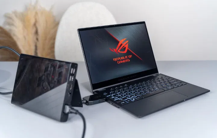 (Image source: ASUS)