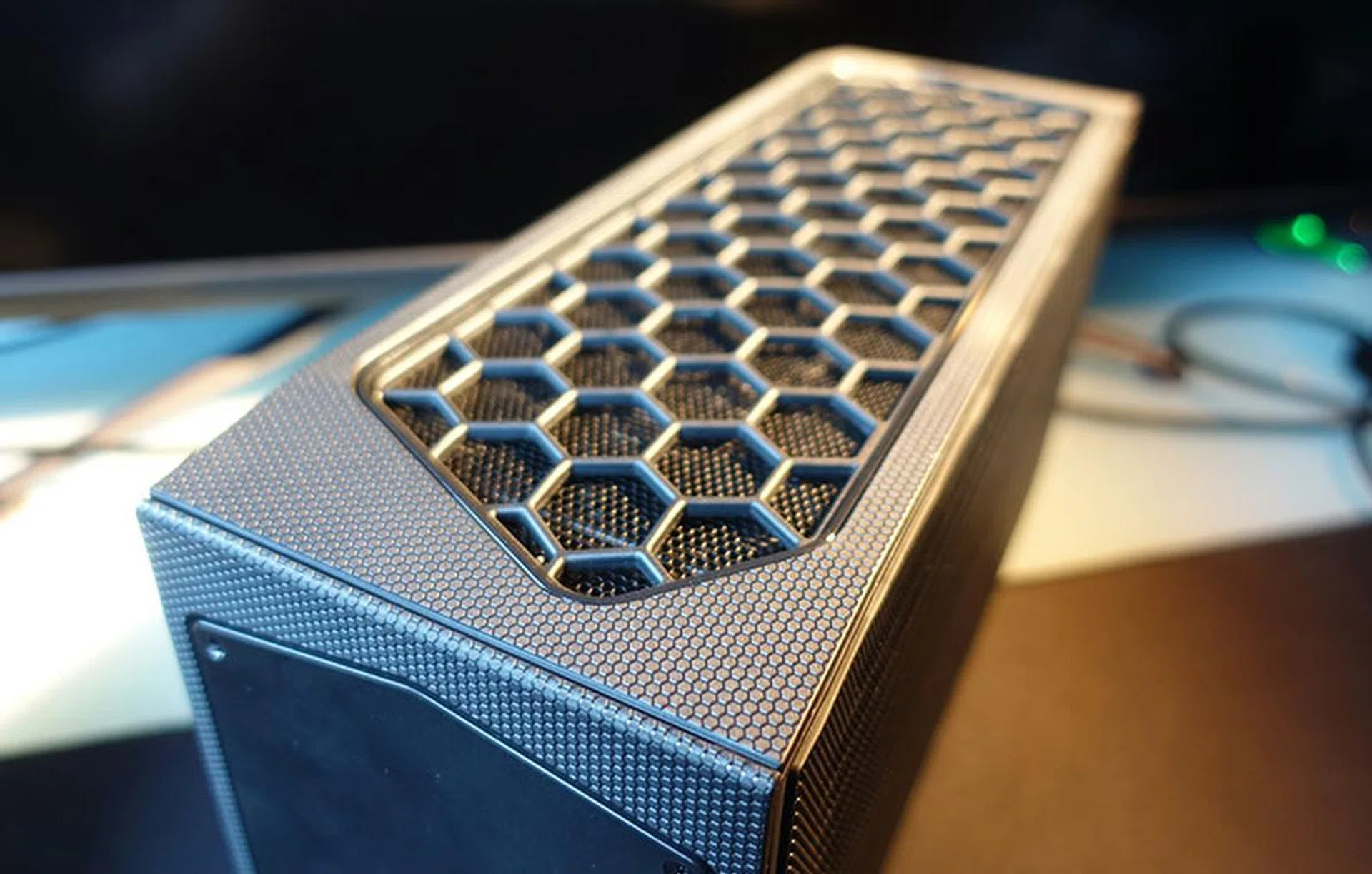 The Beast Canyon's fully-meshed casing helps with air flow and heat dissipation.