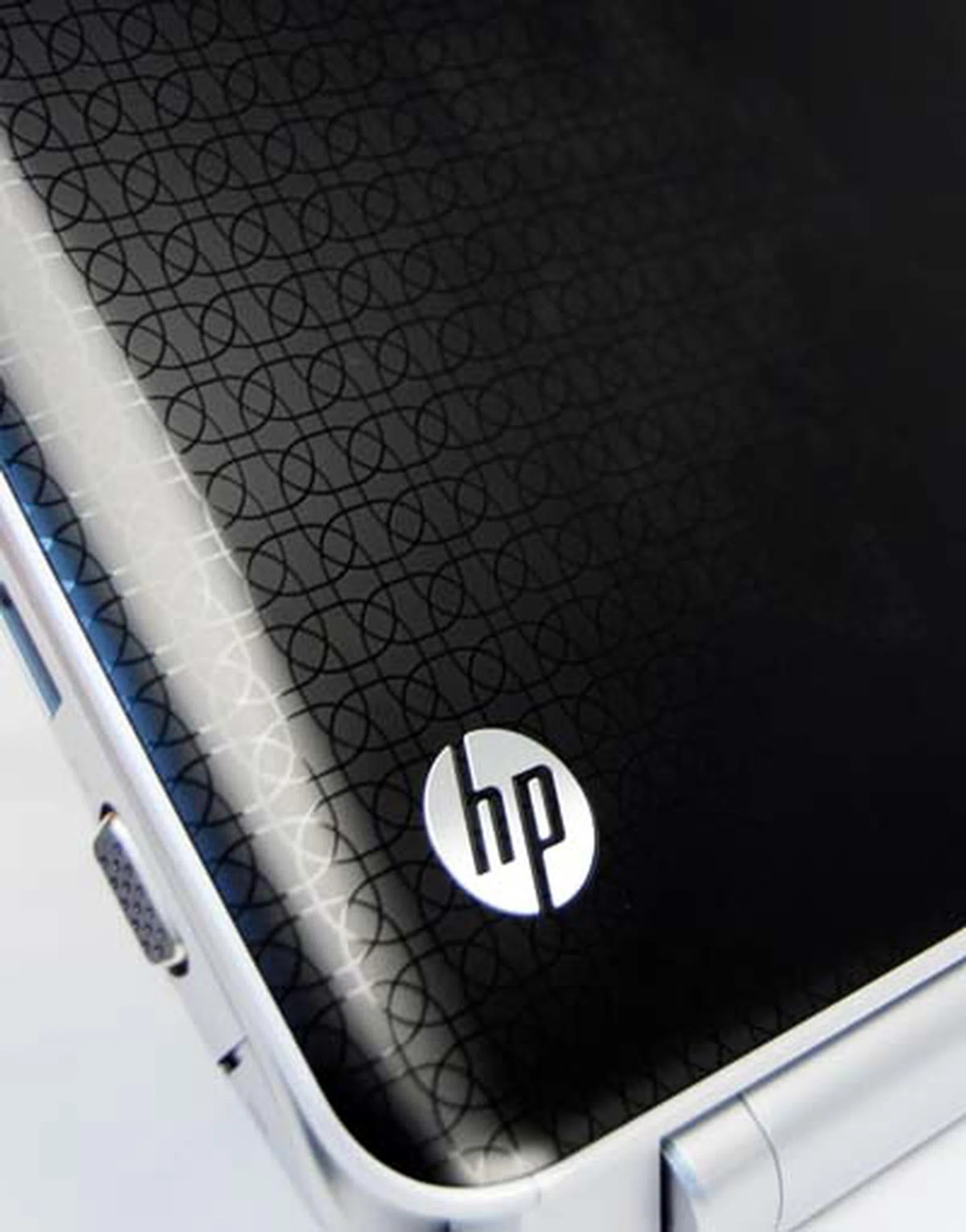 Note the HP Imprint finish.