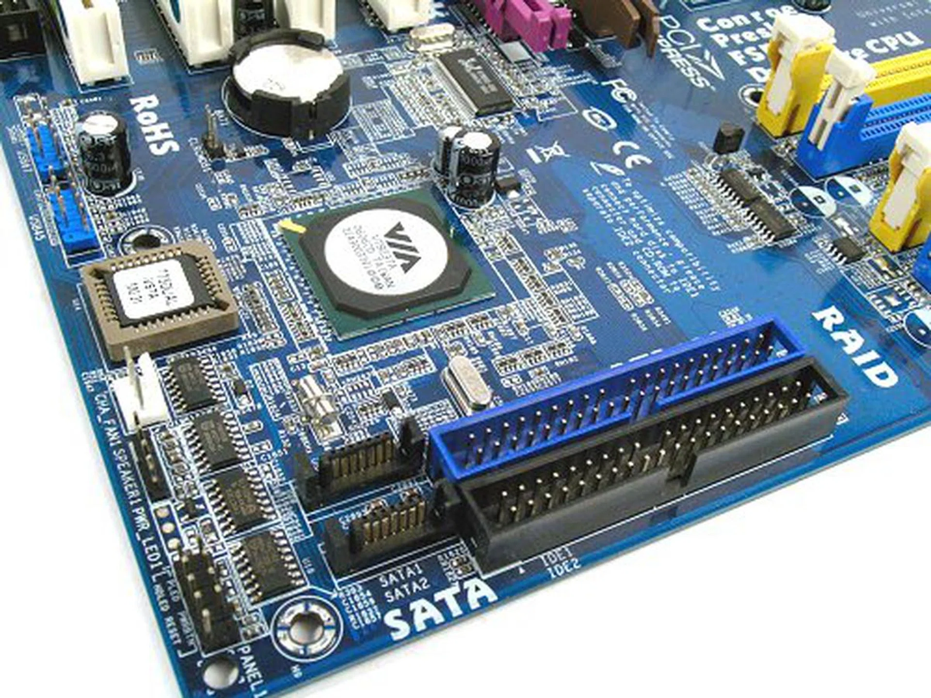 Carte Mère ASRock 4COREDUAL-SATA2 Socle 775 PCI 2x DDR 2x DDR2