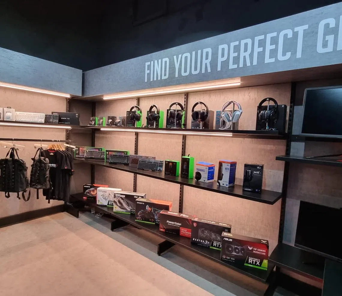 Aftershock opens new flagship store at Suntec City with partner brands  Omnidesk and Mash | HardwareZone Singapore