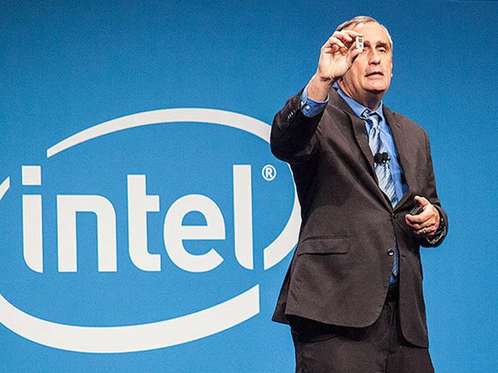 At IDF 2014 Shenzhen today, Intel CEO Brian Krzanich unveiled the new dual-core Atom-based Edison development board which is only about as large as an SD card.